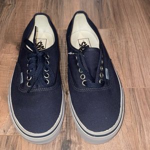 Black and gray classic canvas sneakers vans size 7